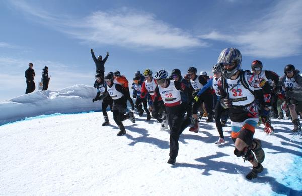 Peak to Pub mens start at Mt Hutt for the 2010 event